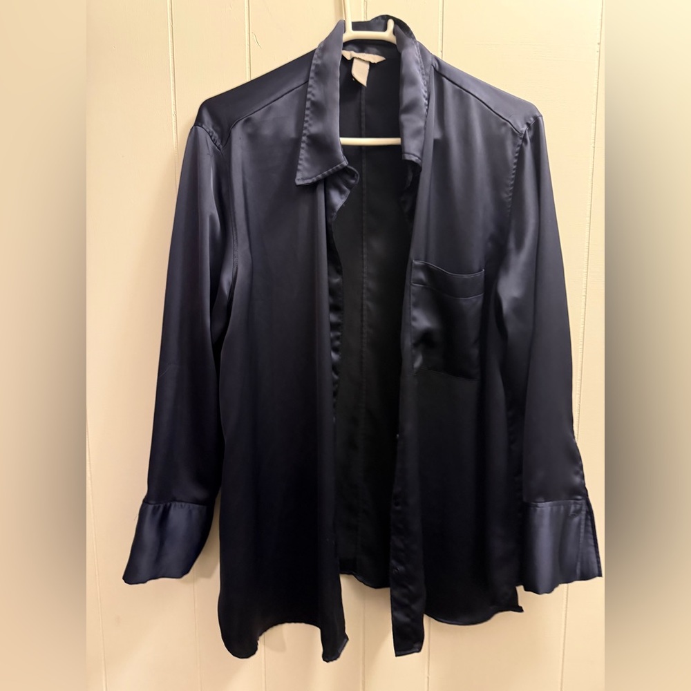 H&M dark blue shiny shirt XL